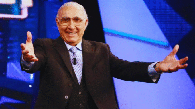 Pippo Baudo in uno scatto durante il Festival di Sanremo