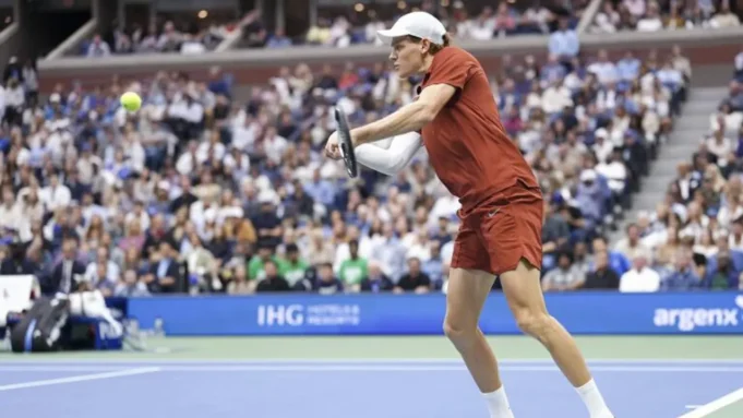 Alcaraz torna numero 1 dopo il trionfo agli US Open, Sinner scende al 2. Italia storica con quattro Top 30 nel ranking ATP.