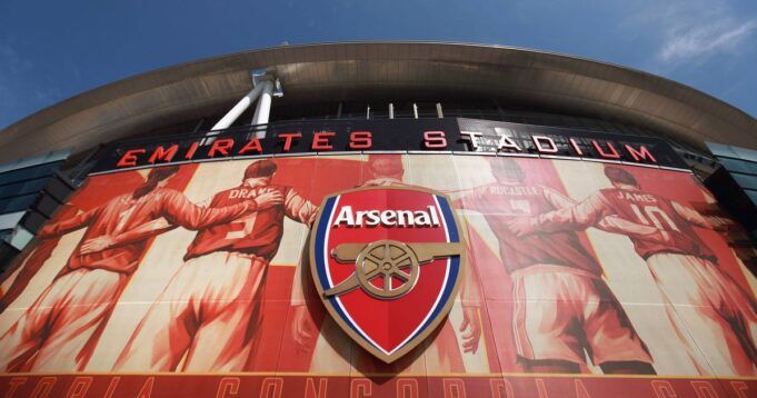 0_Arsenal-FCs-Emirates-Stadium-After-The-Announcement-Of-Stan-Kroenkes-Takeover.jpg