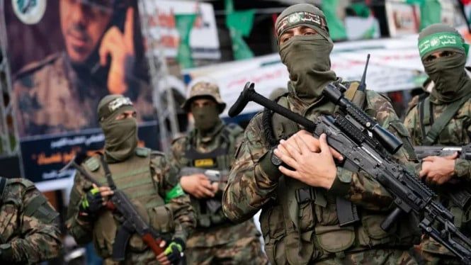 1760151973_67ff0e5db2ef1-viva-militer-pasukan-hamas-palestina_665_374.jpg