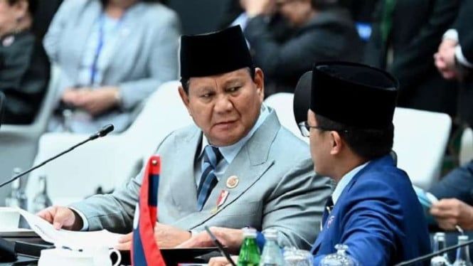 1761665599_68ff4edba10dd-presiden-prabowo-subianto-di-ktt-asean-ke-47-malaysia_665_374.jpg