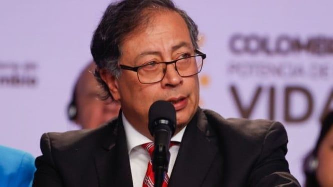 68f642b68e881-presiden-kolombia-gustavo-petro_665_374.jpg