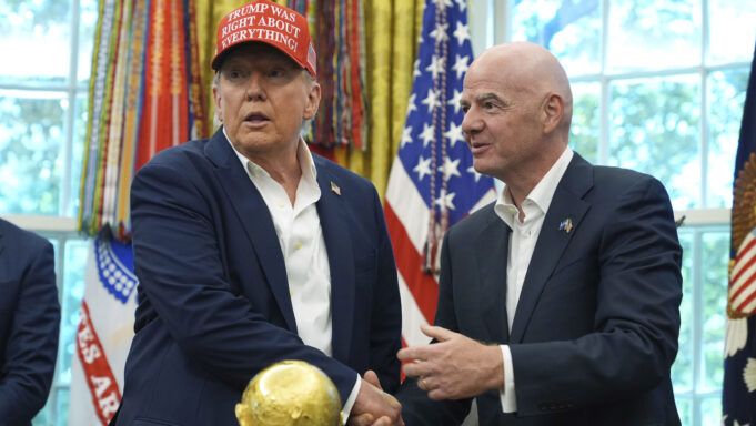Trump-Infantino.jpeg