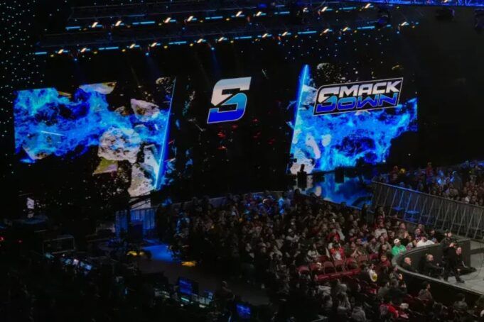 WWE-Friday-Night-SmackDown-dynamic-stage.jpg