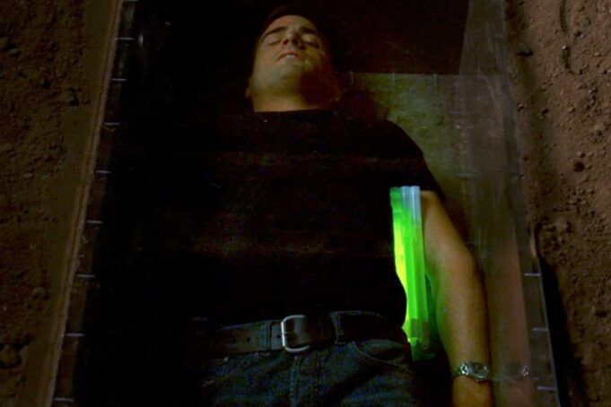 george-eads-csi-100725-91c5125a435349d6b473df1212fac07b.jpg