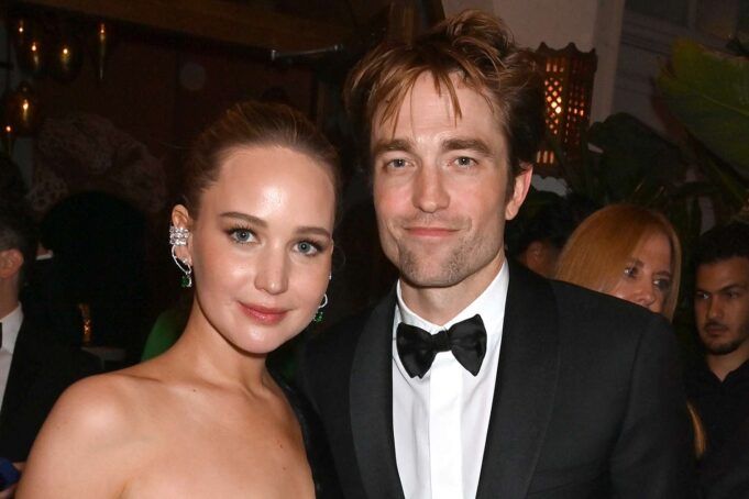 jennifer-lawrence-robert-pattinson-die-my-love-premiere-after-party-101725-1-a8a66d1e16ff48b6b280d82571b95a06.jpg