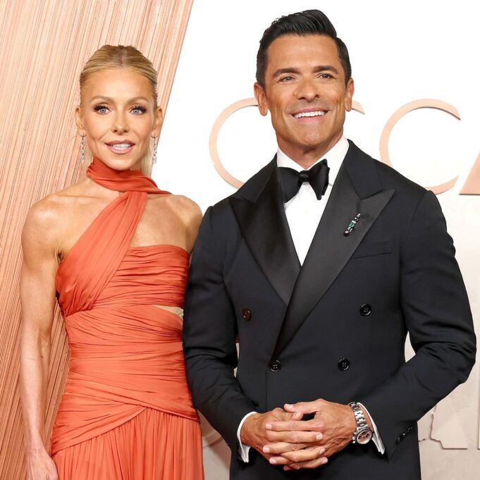 rs_1200x1200-250302155842-1200-kelly-ripa-mark-consuelos-030225.jpg