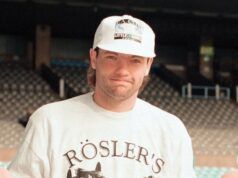 Canto anti-Man Utd ispirato all’eroe cult della Premier League che lo ha stampato su una t-shirt