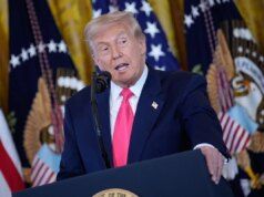 Trump sospende i colloqui per un accordo commerciale con la Thailandia a causa delle tensioni con la Cambogia