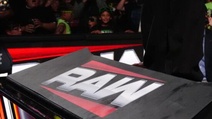 1763569876_WWE-Raw-announce-desk.jpg