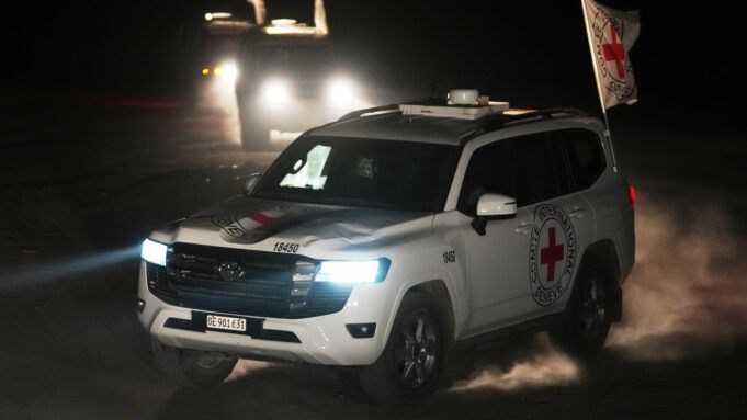 18108197_110325-cc-ap-red-cross-img.jpg