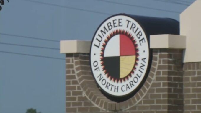 18117864_lumbeetribeofnc.jpg