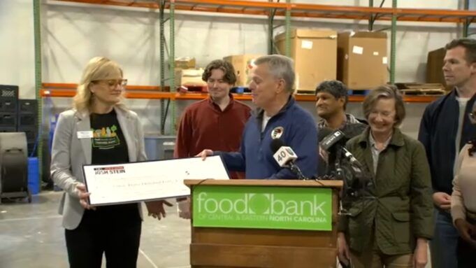 18144823_111125-wtvd-elaina-stein-food-bank-clean-img.jpg