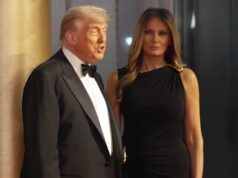 La First Lady Melania Trump sta arrivando a Fayetteville