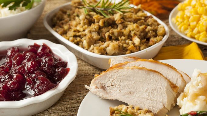 2662287_111717-cc-friendsgiving-img.jpg