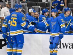 I Blues trovano il giusto mix in quarta linea con la visita dei Flyers