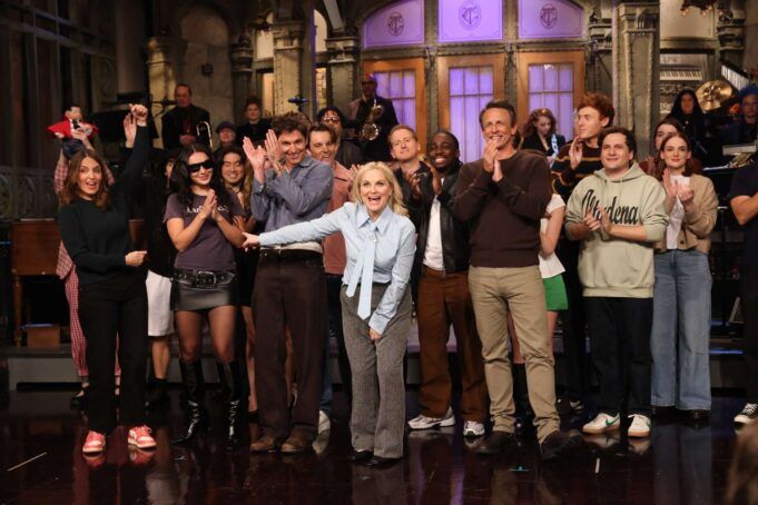 AMY-POEHLER-SNL727-112425-0fb329b6e8e146a784058b2fc47a44d2.jpg