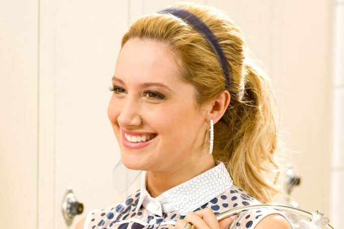 Ashley-Tisdale-High-School-Musical-3-111925-1-c80e30eb7ccb4e0abf8ab97149f0e5ee.jpg