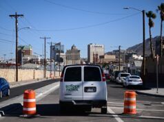 I richiedenti la carta verde ritardano la consegna al confine con il Texas per 16 giorni