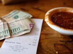 Washington DC ha cambiato le leggi sulla “nessuna tassa sulle mance” e sulla retribuzione degli straordinari