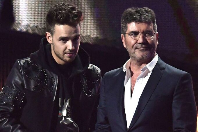 Liam-Payne-Simon-Cowell-BRIT-Awards-112925-d8ef98594a5a4abea5d137447cb49d28.jpg