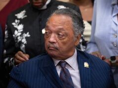 Il leader dei diritti civili Jesse Jackson è stato ricoverato in ospedale