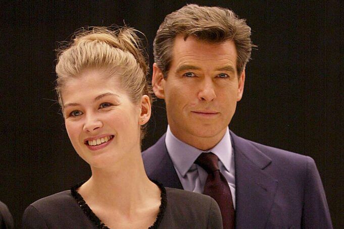 rosamund-pike-pierce-brosnan-Bond-20-2002-111325-a8f218e8be444d4d9efff402b4e2e857.jpg