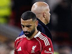 Mohamed Salah ha mostrato il suo sostegno nell’intenso disaccordo del Liverpool: “Chiudi la bocca”