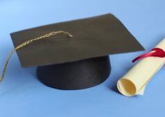 La Cina offre borse di studio agli studenti del Dominica State College