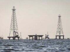 Oro e petrolio sono in aumento mentre le tensioni aumentano in Venezuela