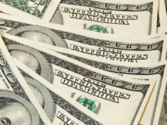 Giocare con il futuro del dollaro