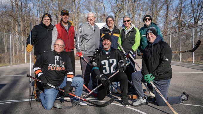 18249788_120425-localish-AGD9112-AGD50YEARHOCKEY-WPVI-vid.jpg