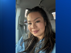 Incidente a Houston, Texas: la polizia dice che l’autista ha investito e ucciso Xochitl Santos, una madre di quattro figli, nel vialetto mentre inseguiva la sua ragazza