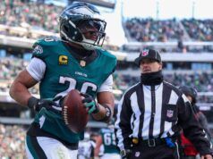 Saquon Barkley (pungiglione) degli Eagles RB appare sul rapporto degli infortuni