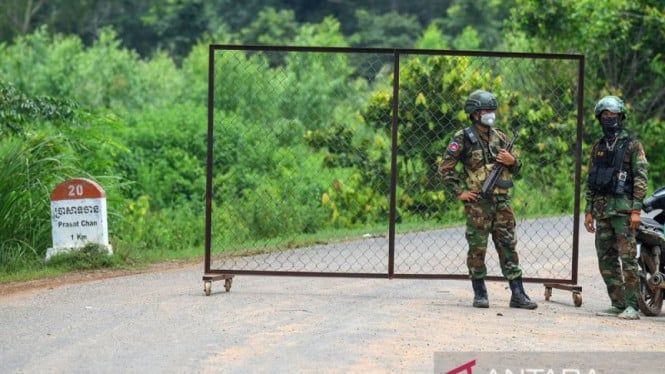 6937eadf6070a-tentara-kamboja-berjaga-di-kawasan-perbatasan-oddar-meanchey-kamboja_665_374.jpg