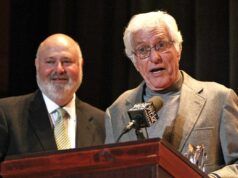 Dick Van Dyke si schianta il giorno di Rob Reiner dopo il suo centesimo compleanno