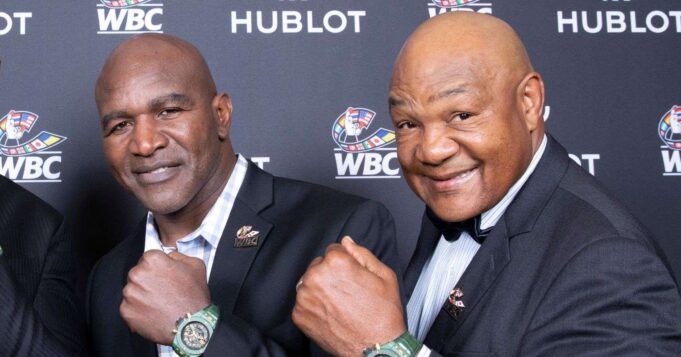 Evander-Holyfield-and-George-Foreman.jpg