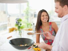 Secondo gli endocrinologi esistono 3 modi in cui uomini e donne possono proteggere la fertilità