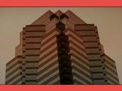 La Nakatomi Plaza di Die Hard è reale? Grattacielo durante le vacanze