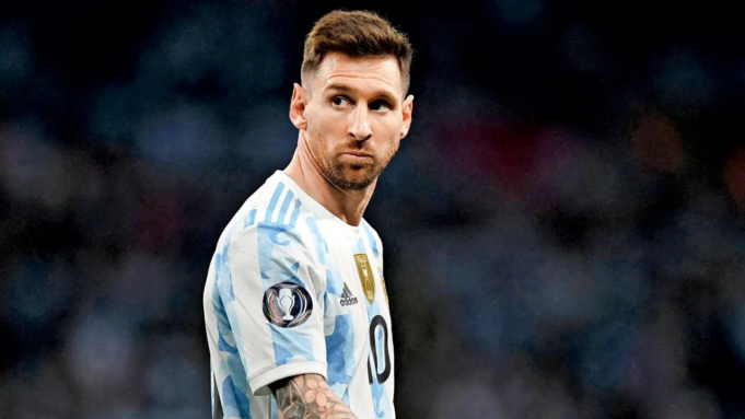 messi-goat-1764636855320_d.png