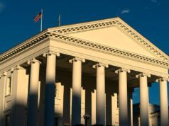 Il Dipartimento di Giustizia fa causa alla Virginia per assistenza scolastica agli immigrati