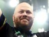 Justin Hood: il giocatore inglese fa la storia con la vittoria record del campionato mondiale di freccette su Josh Rock mentre Jonny Clayton evita il turbamento | Notizie sulle freccette