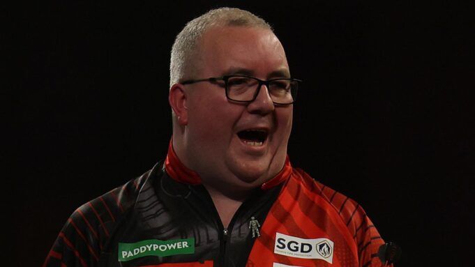 skysports-darts-stephen-bunting_7110369.jpg