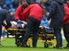 Lo scontro EFL si è interrotto dopo un infortunio orribile con la stella che ha ricevuto ossigeno e si è messa in barella