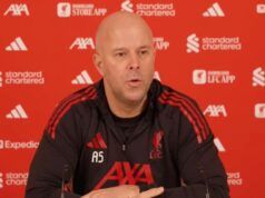 I tifosi del Liverpool si arrabbiano all’Arne Slot mentre dice alla star: “Ho opzioni migliori di te per giocare”