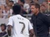 Diego Simeone, allenatore dell’Atlético Madrid, si scusa con Vinicius