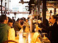 È motivo di licenziamento lo svolgimento di un’attività lavorativa durante il periodo di congedo per malattia, anche se svolta presso la propria sede di lavoro.