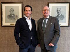 Masiques: Porta d’ingresso del bar