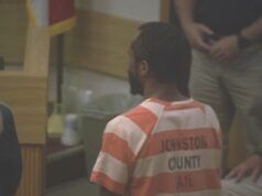 Nuovi mandati di arresto rivelano dettagli agghiaccianti nel caso di omicidio della contea di Johnston: padre accusato di aver ucciso 4 bambini