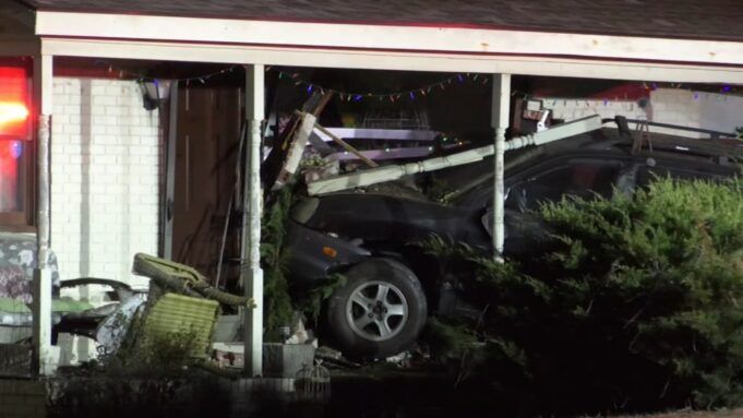 18341254_0102256wtvd-fay-car-vs-home-530a-vid.jpg